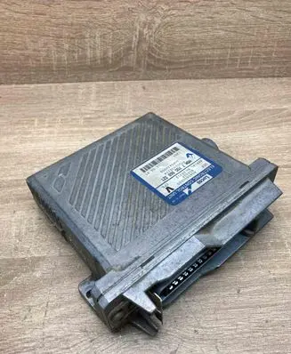 Volvo S40, V40 Engine control unit/module ECU 7700868321 7700103515A