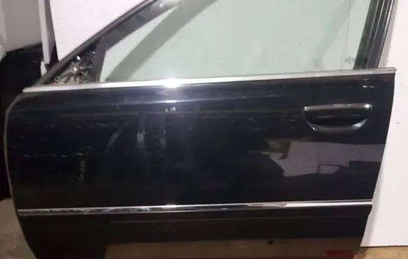 Audi A8 S8 D3 4E Front door