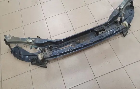 Volvo C30 Top upper radiator support slam panel