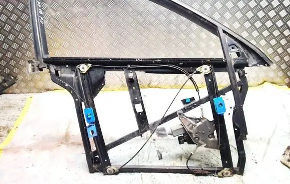 Audi A6 S6 C5 4B Front door window/glass frame 