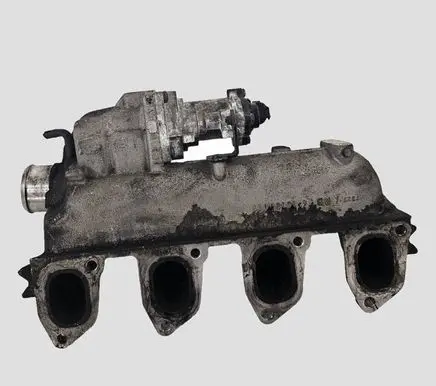 Ford Focus Intake manifold 4M5Q9424CC