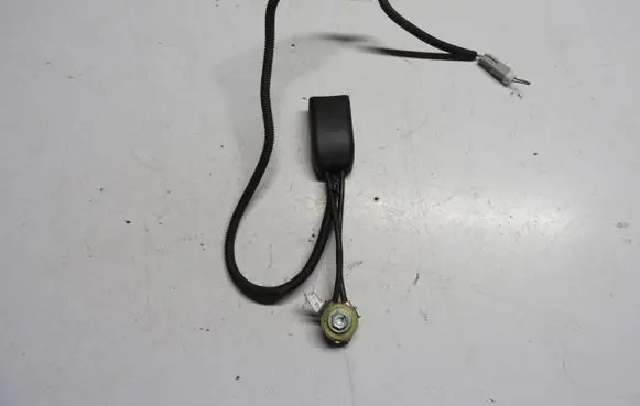 Honda FR-V Front seatbelt buckle