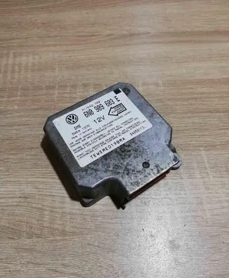 Volkswagen Golf III Airbag control unit/module 6N0909603E