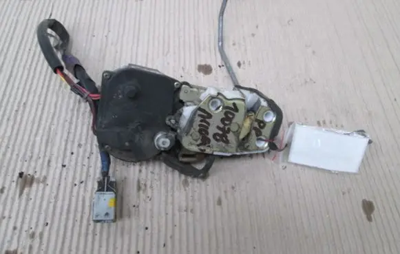 Honda Accord Front door lock