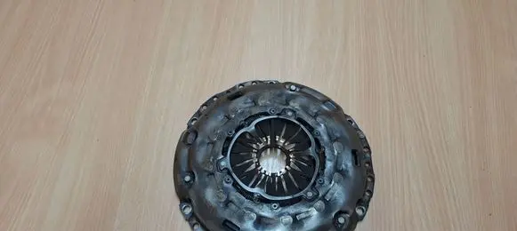 Citroen DS5 Pressure plate 9686915780