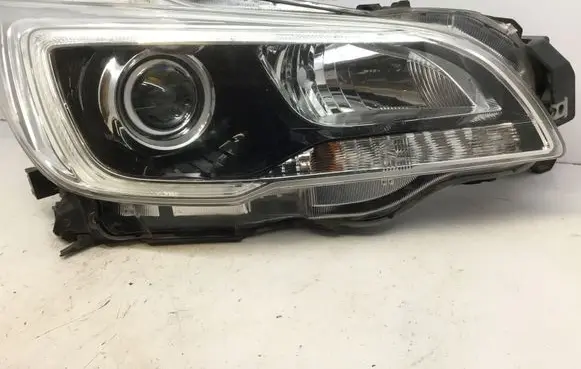 Subaru Outback (BS) Headlight/headlamp 84002AL020