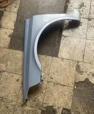 Renault Laguna II Fender