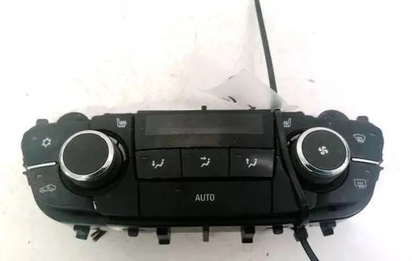 Opel Insignia A Climate control unit 13273096