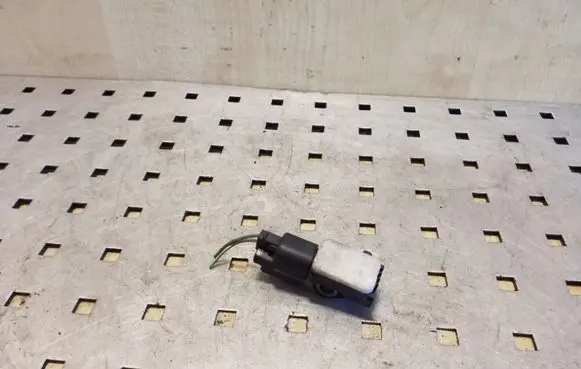 Volvo V70 Airbag deployment crash/impact sensor 30712107