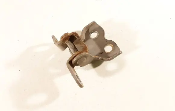Toyota Yaris Front door lower hinge 