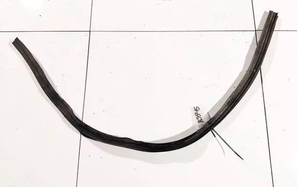 Renault Megane I Rubber seal front coupe door 
