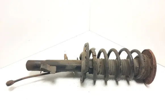 Volvo V70 Front shock absorber with coil spring 31340542