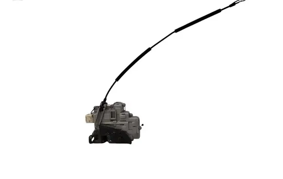 Seat Toledo III (5P) Rear door lock 5P0839012