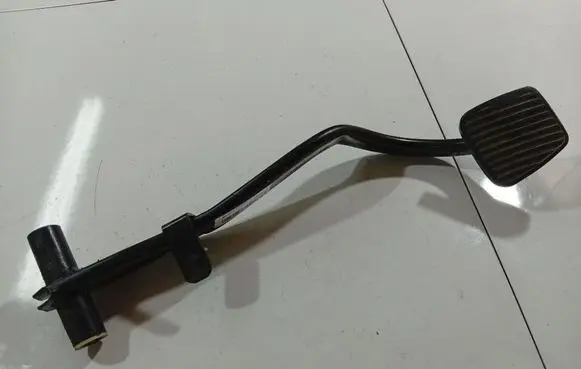 Saab 9-5 Clutch pedal 