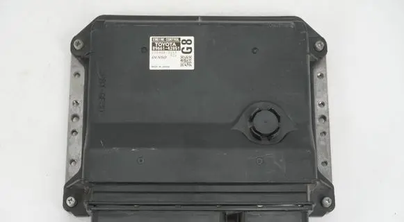 Toyota RAV 4 (XA30) Engine control unit/module 8966142851