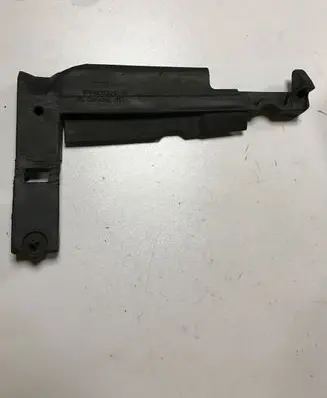 Audi A3 S3 A3 Sportback 8P Fender foam support/seal 8P0823722C 8P0823722