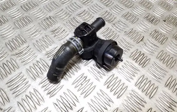 Audi Q5 SQ5 Coolant heater control valve 1J0819809 8R0819376E