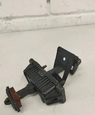 Land Rover Freelander 2 - LR2 Front door check strap stopper