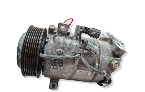 Renault Koleos II Air conditioning (A/C) compressor (pump) S27635160 926004EB0A