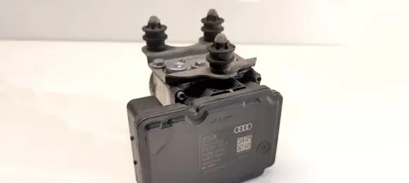 Audi Q7 4L ABS Pump 4L0614517E