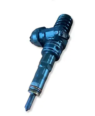 Volkswagen Golf V Fuel injector 036130073