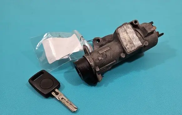 Audi A4 S4 B5 8D Ignition lock IMPRK1480888