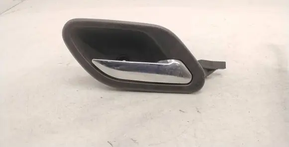 BMW 5 E39 Front door interior handle 8226050