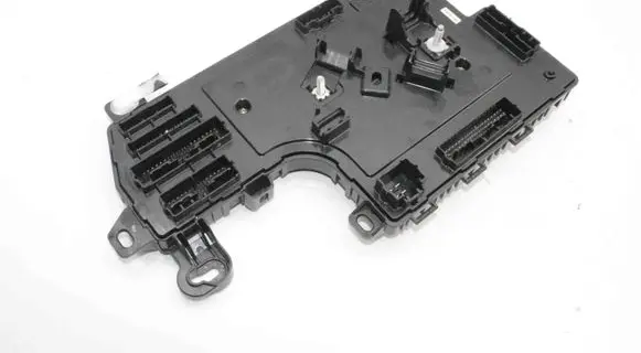 Tesla Model 3 Central body control module 110034000I