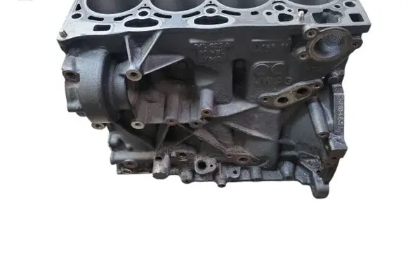Audi A1 Engine block CXM