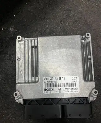 Mercedes-Benz C W203 Engine control unit/module A6461500879 0281011739