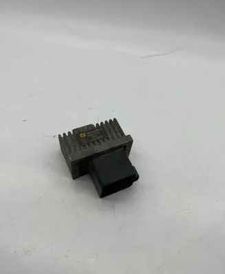 Renault Scenic I Glow plug pre-heat relay 7700115078