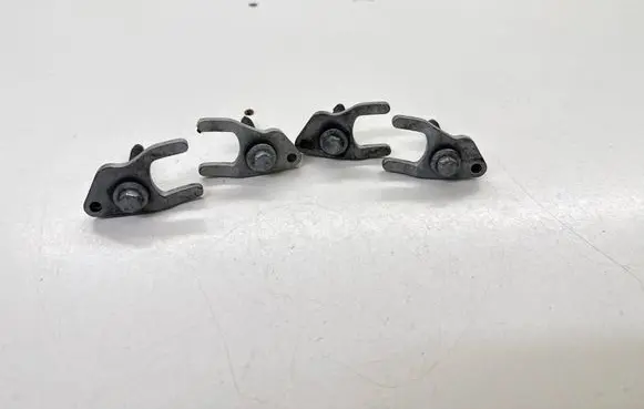 Ford Transit Custom Fuel Injector clamp holder 