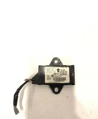 Mitsubishi Lancer X Antenna control unit MN141582 CCAB06LP2870T1 G8D640NANT