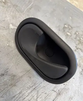 Renault Master III Front door interior handle 21030310579