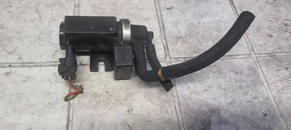 Mitsubishi Colt Vacuum valve A0051535528 051131 70078260