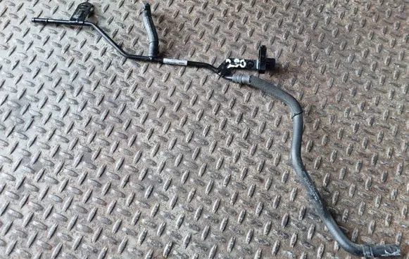 Volkswagen Tiguan Engine coolant pipe/hose 5N0121064L 5N0122447BE 5Q0122449C