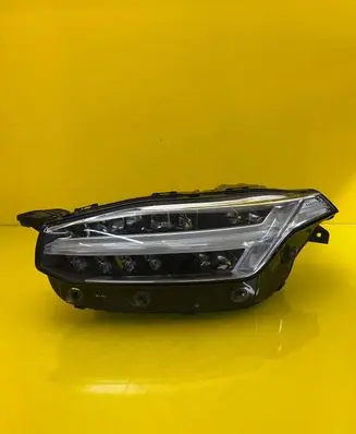 Volvo XC90 Headlight/headlamp 32420455