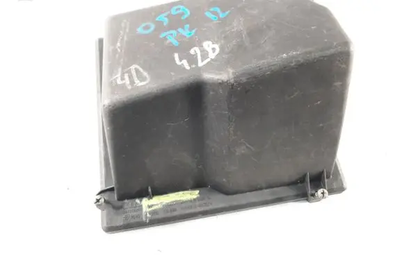 Audi A8 S8 D2 4D Air filter box 059133837A