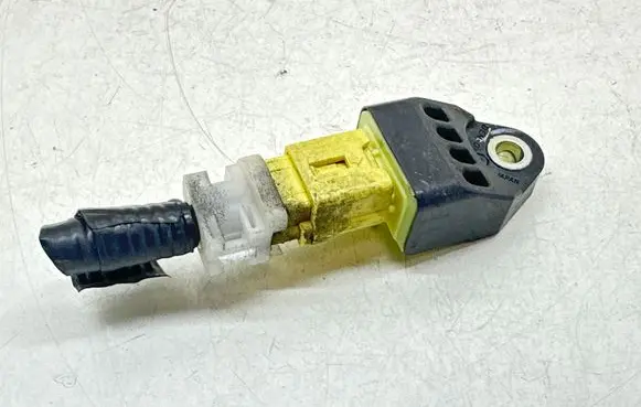 Subaru Legacy Airbag deployment crash/impact sensor 98231FG000