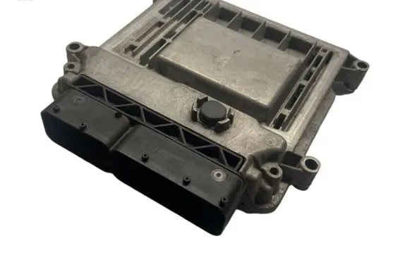 KIA Ceed Engine control unit/module 391102B520 0261201202 1039S21592