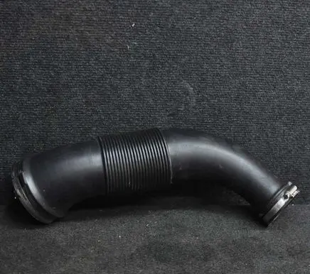 Audi A8 S8 D4 4H Air intake hose/pipe 4H0129606B