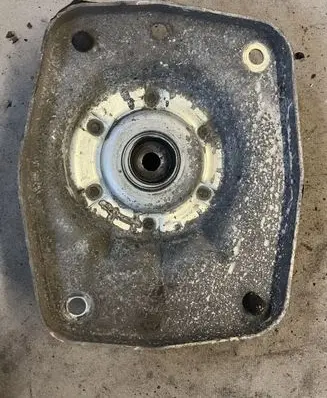 Coil spring mount