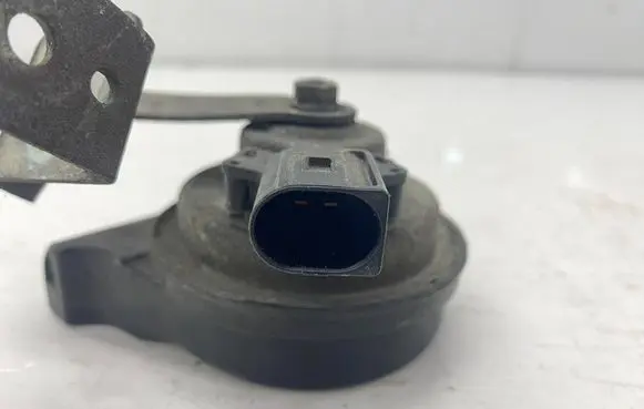Volkswagen Sharan Horn signal 7N0951182B