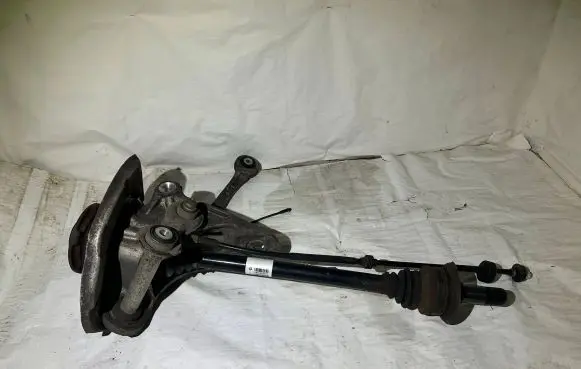 BMW X5 F15 Rear wheel hub spindle/knuckle 577098406
