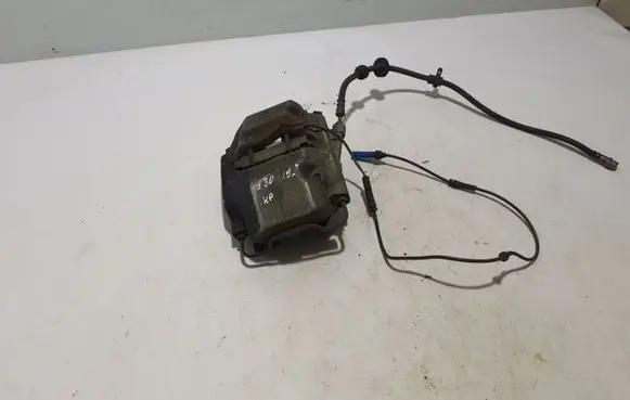 BMW 5 G30 G31 Front brake caliper 6883483