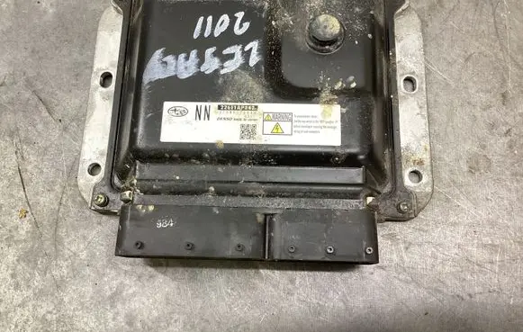 Subaru Legacy Engine control unit/module 22611AP842 2758009844