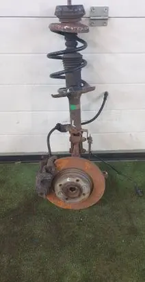 Dacia Sandero II Front wheel hub spindle knuckle 
