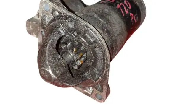Opel Zafira C Starter motor 55353857