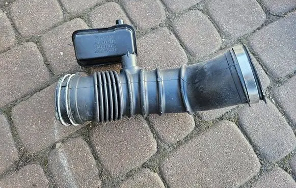 Toyota Highlander XU70 Air intake hose/pipe 17893F0230
