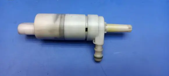 Mercedes-Benz E W211 Windscreen/windshield washer pump